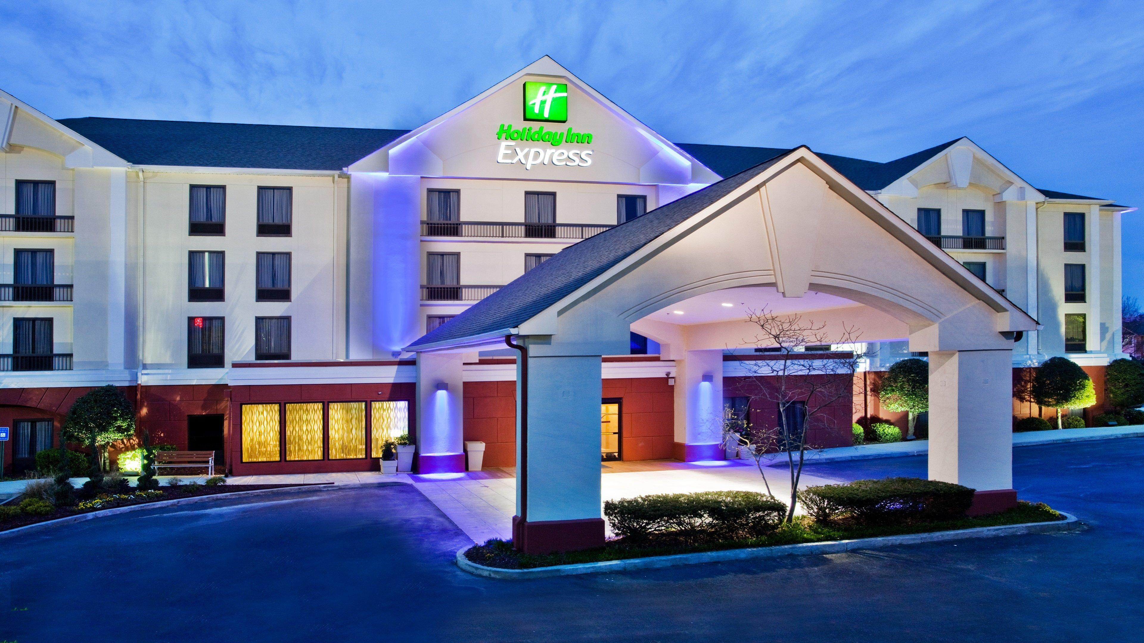 Holiday Inn Express Atlanta West - Theme Park Area By Ihg Литиа Спрингс Екстериор снимка