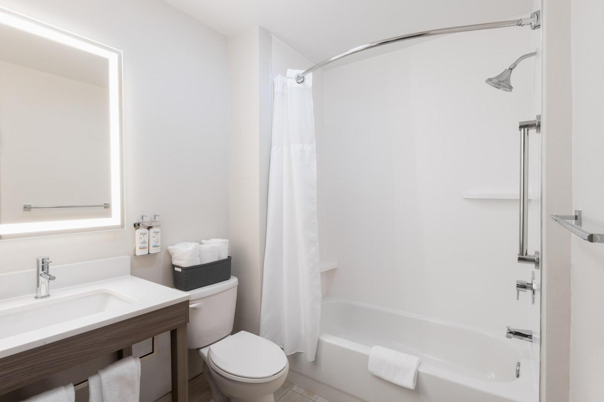 Holiday Inn Express Atlanta West - Theme Park Area By Ihg Литиа Спрингс Екстериор снимка