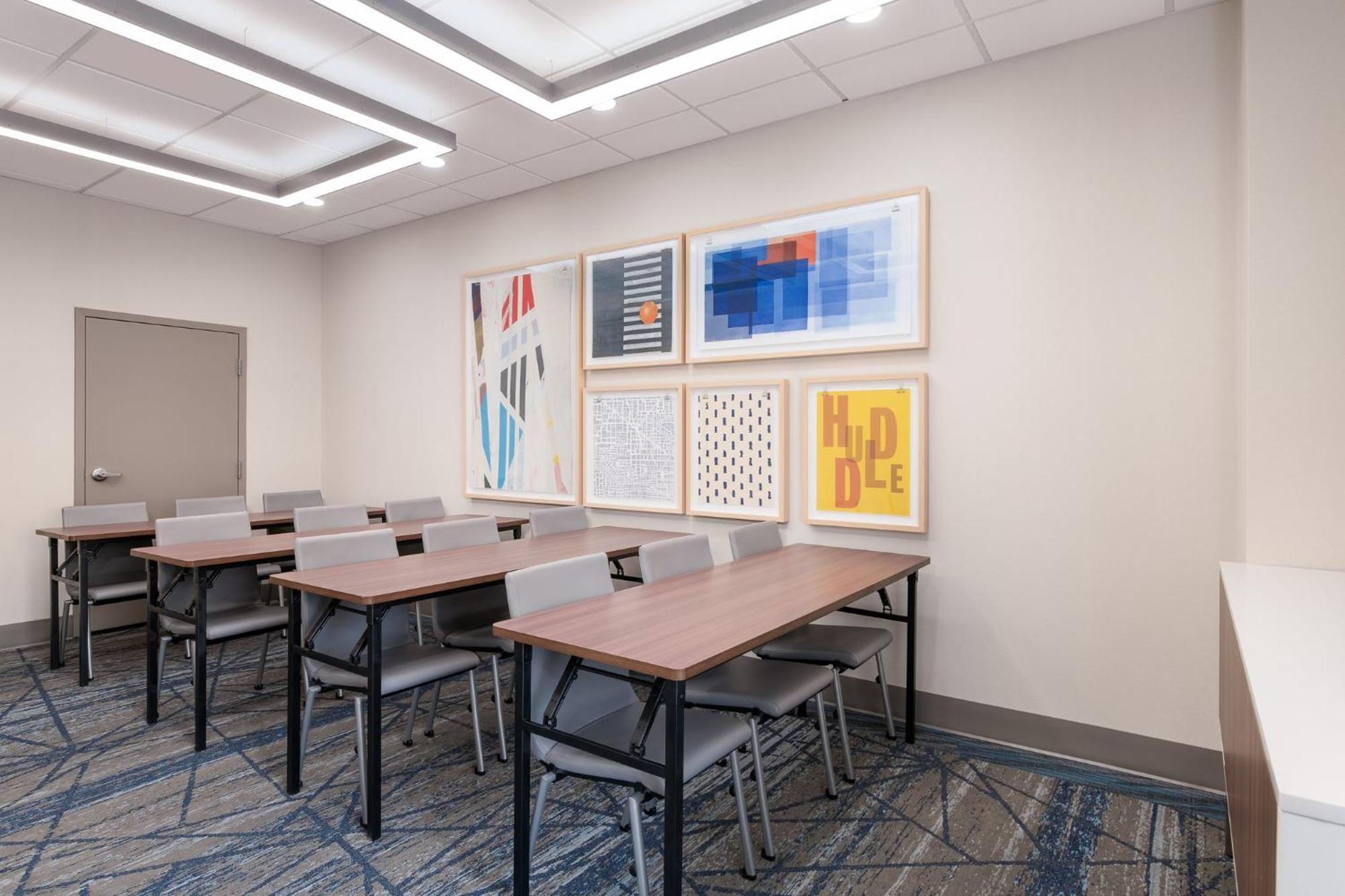 Holiday Inn Express Atlanta West - Theme Park Area By Ihg Литиа Спрингс Екстериор снимка