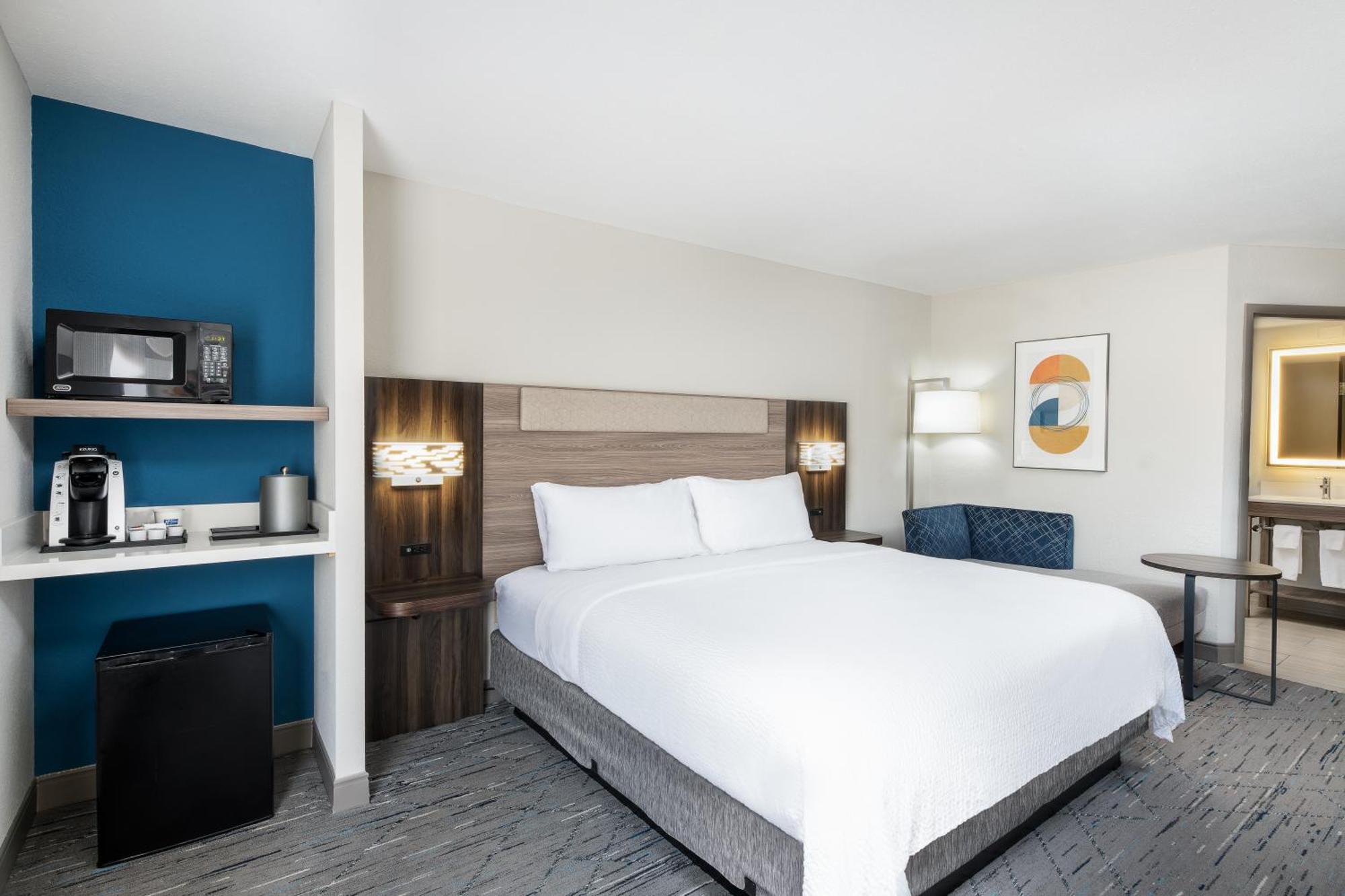 Holiday Inn Express Atlanta West - Theme Park Area By Ihg Литиа Спрингс Екстериор снимка