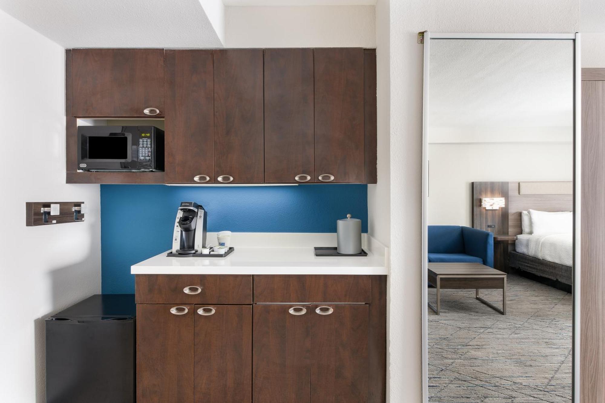 Holiday Inn Express Atlanta West - Theme Park Area By Ihg Литиа Спрингс Екстериор снимка