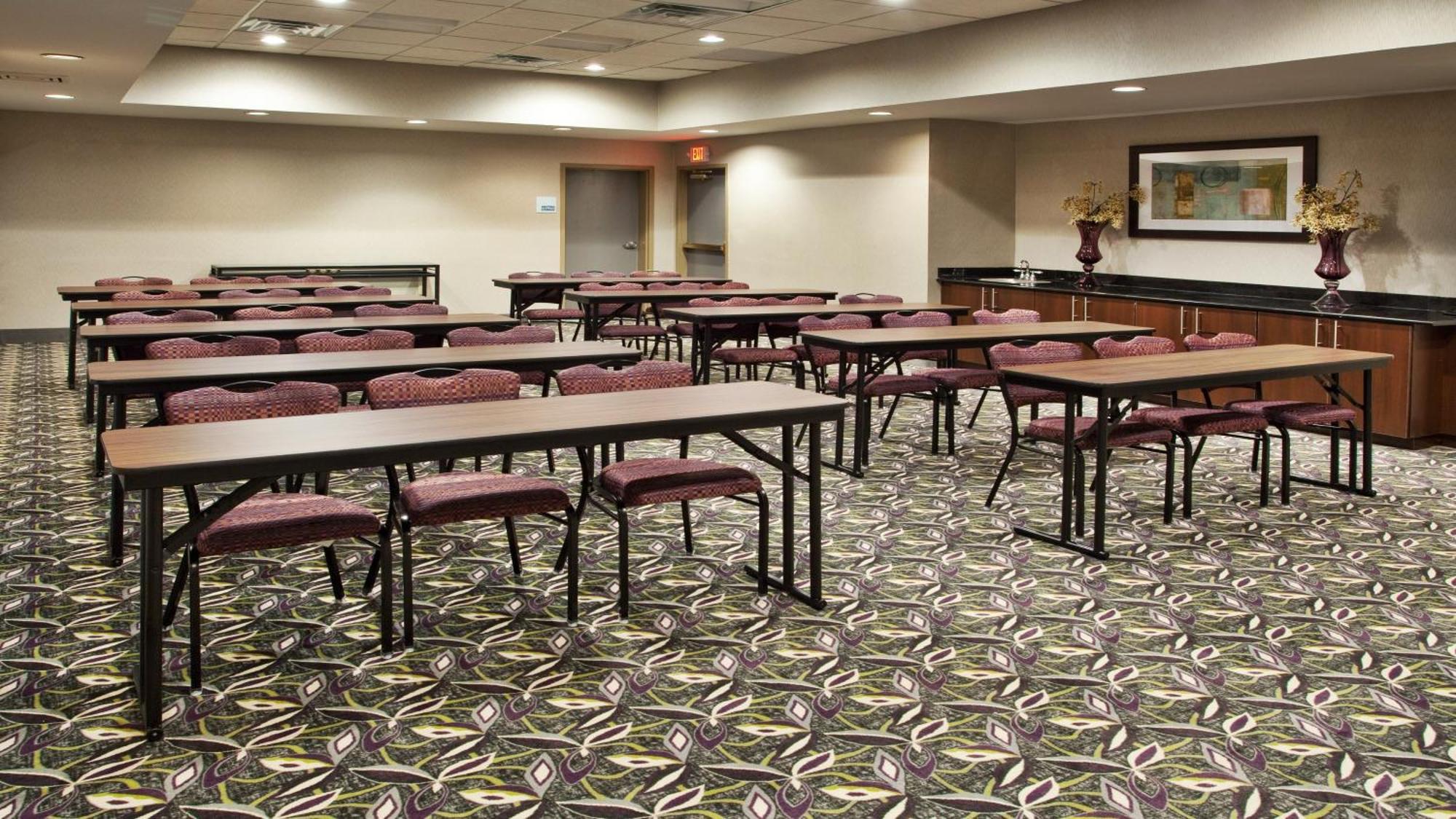 Holiday Inn Express Atlanta West - Theme Park Area By Ihg Литиа Спрингс Екстериор снимка