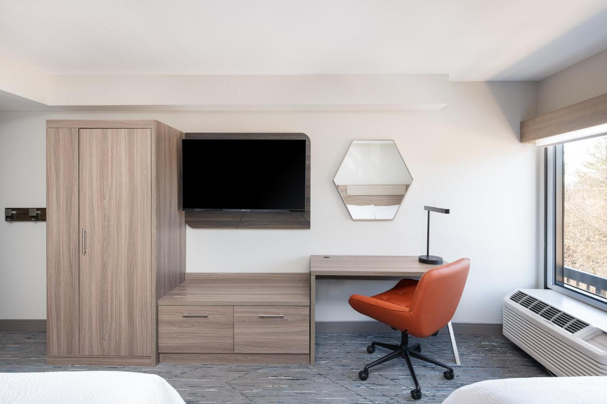 Holiday Inn Express Atlanta West - Theme Park Area By Ihg Литиа Спрингс Екстериор снимка