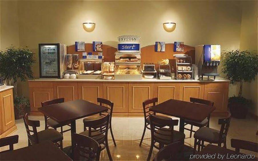 Holiday Inn Express Atlanta West - Theme Park Area By Ihg Литиа Спрингс Екстериор снимка